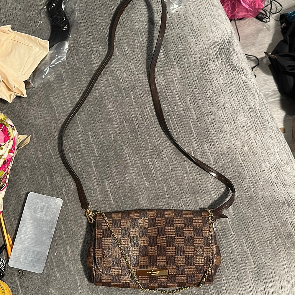 BROWN CHECKER BAG